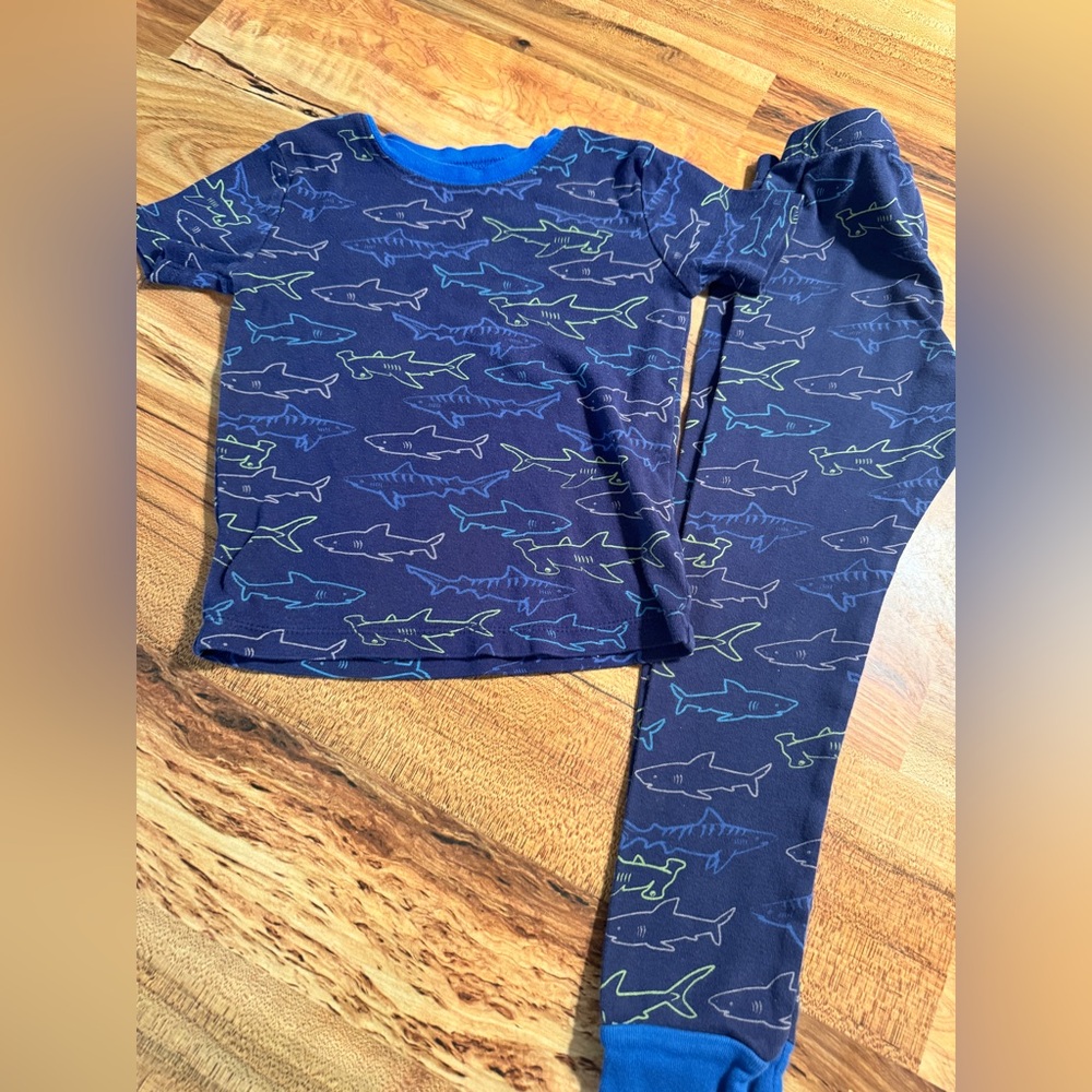 Member's Mark Shark Pajama Set